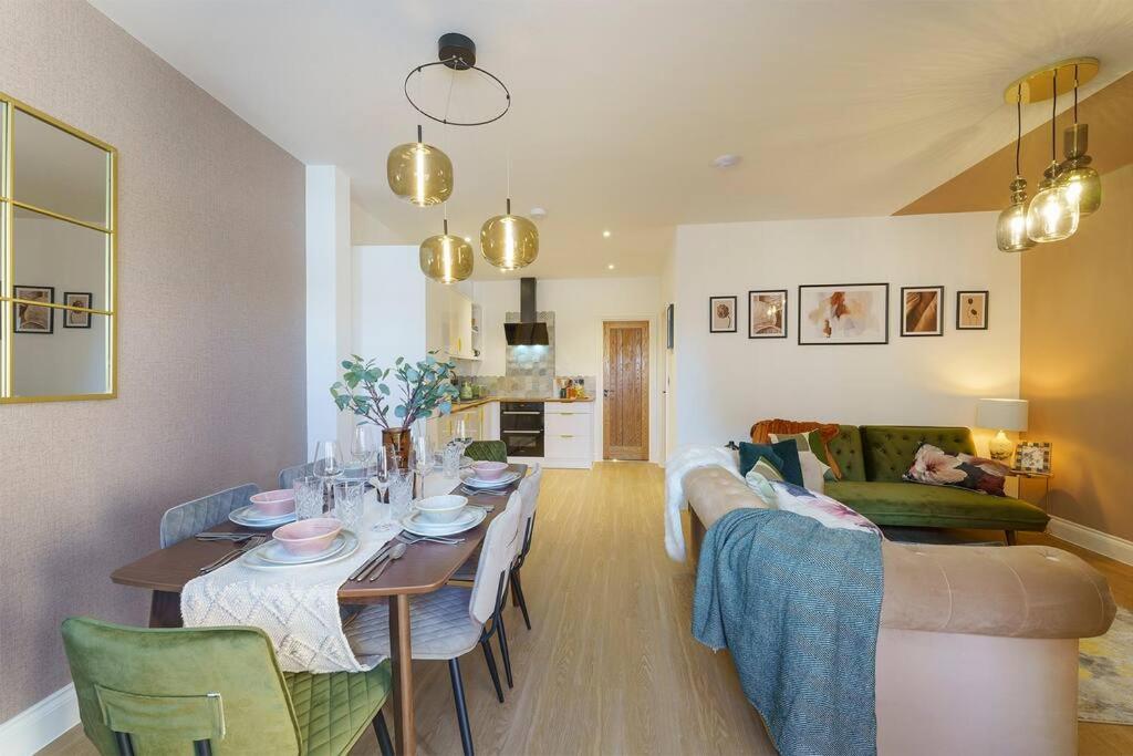 בריסטול Bressingham - 2 Bedroom Luxury Apartment By Mint Stays מראה חיצוני תמונה
